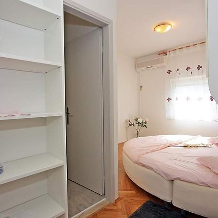 Apartment Samanta Supetar Eksteriør billede