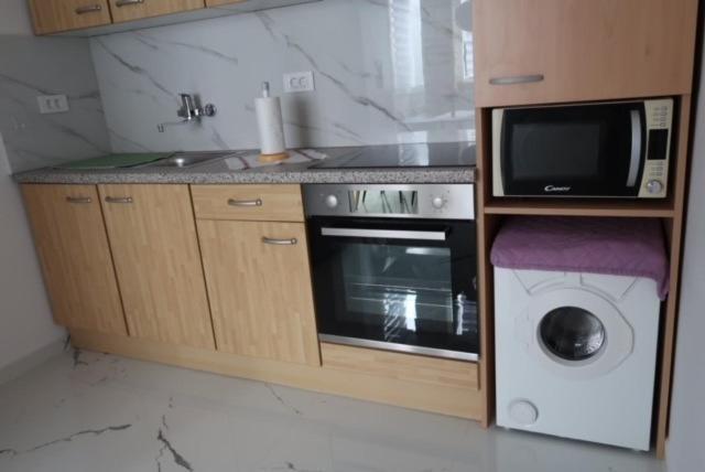 Apartment Samanta Supetar Eksteriør billede